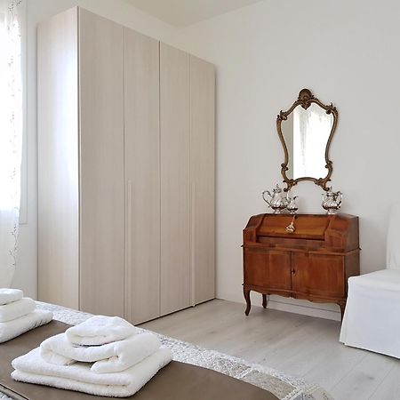 Appartement Ca' Dea Gondoea à Venise Extérieur photo